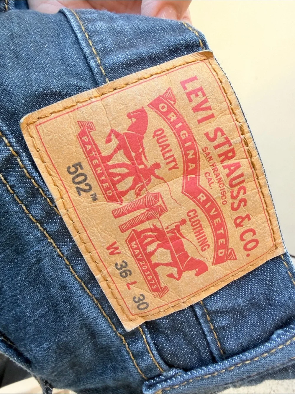Levi's Relaxed Fit Men's Denim Jeans in Blue